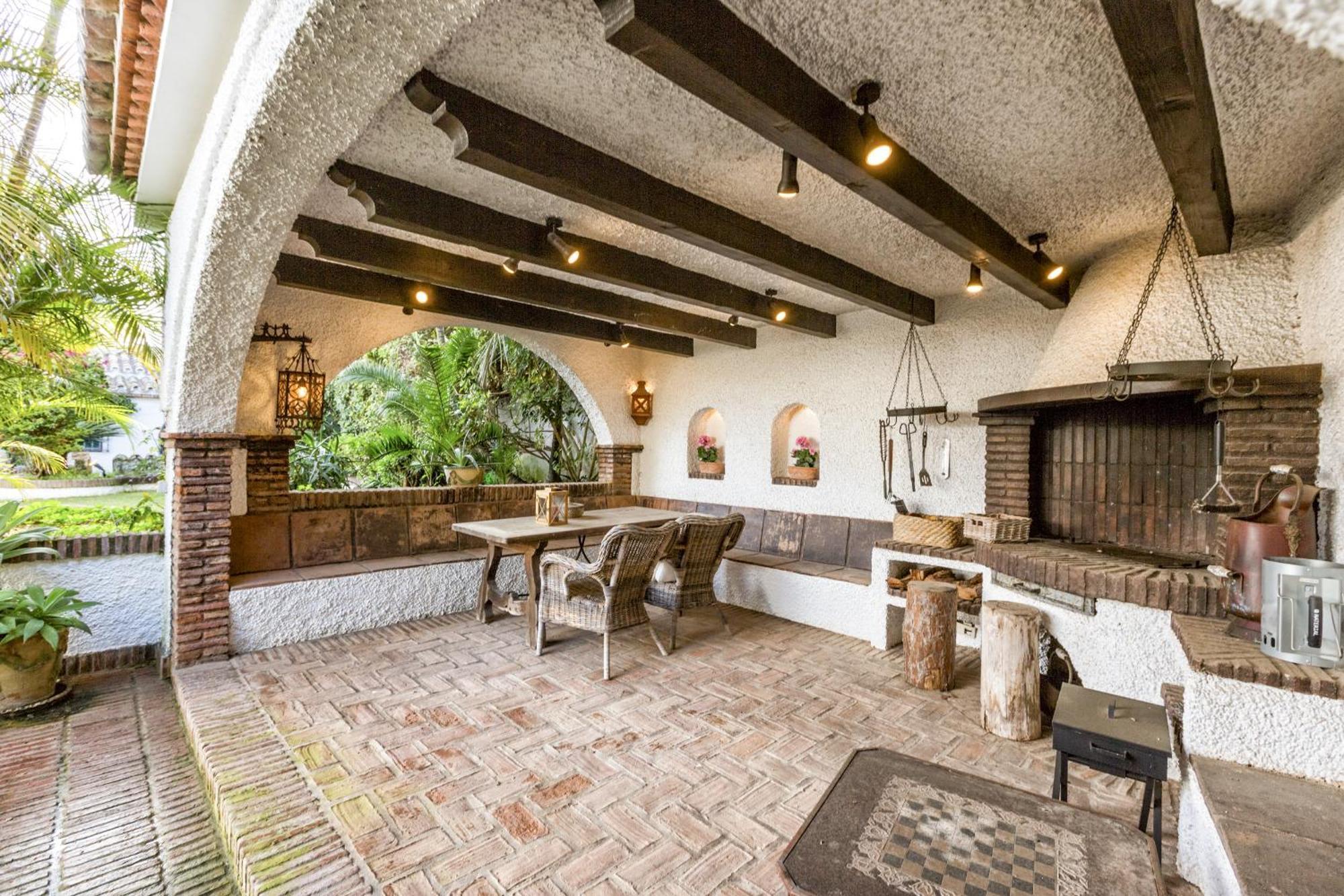 Vivi Homes - Costabella Pool, Sauna, Garden & * Marbella